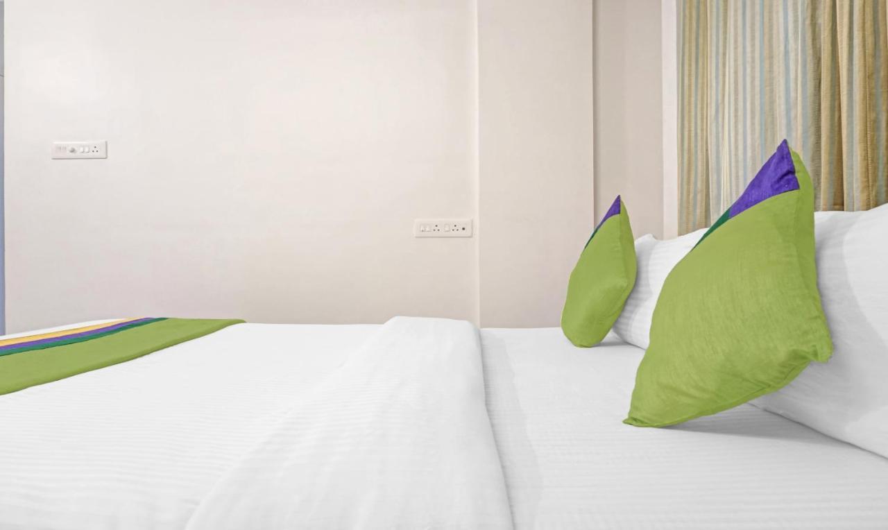 Treebo Diamond Residency - Ddpk Inn Pune Ngoại thất bức ảnh